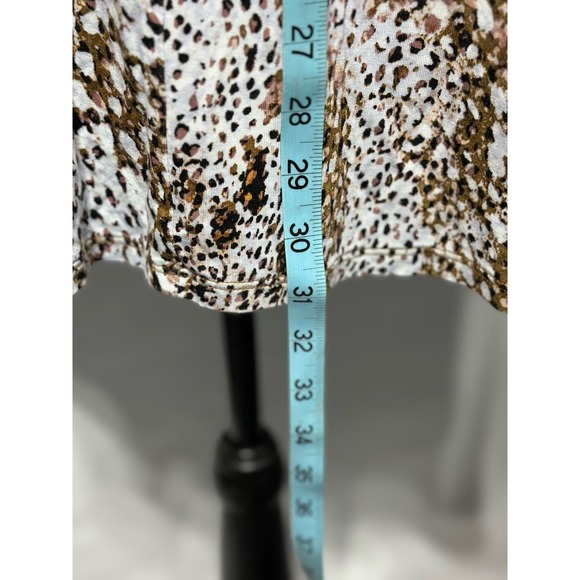 LOGO by Lori Goldstein Long Animal Print Tunic with Pockets Size 1X - Picture 3 of 5